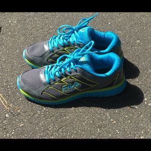 Fila Cool Max Memory Foam Running Athletic Shoes (EUC)